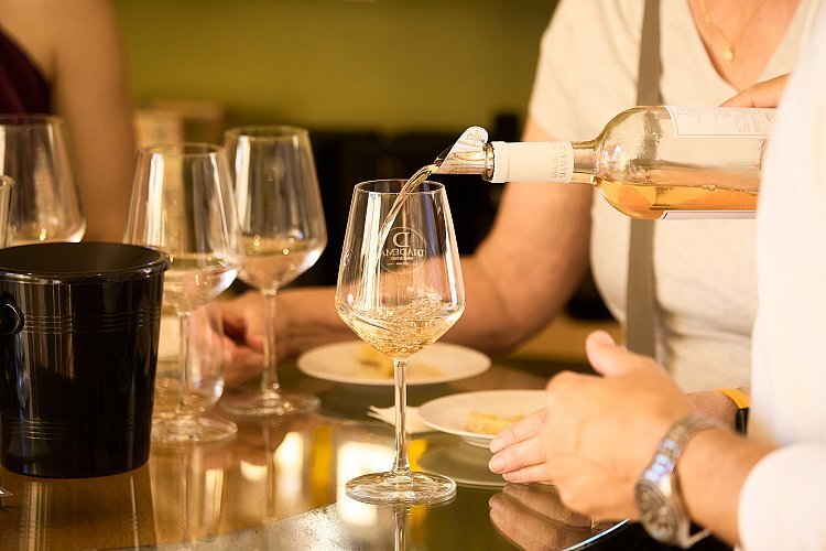 Wine_and_Olive_Oil_Trail_72_r7kf5n?_a=BACAEuGT