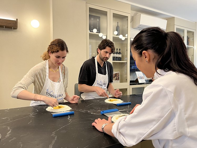 IMG_4002_1_uqlq9v?_a=BACAEuGT