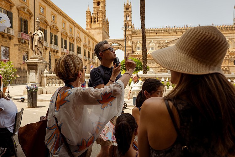 P1476508_z9e1zy?_a=BACAEuGT