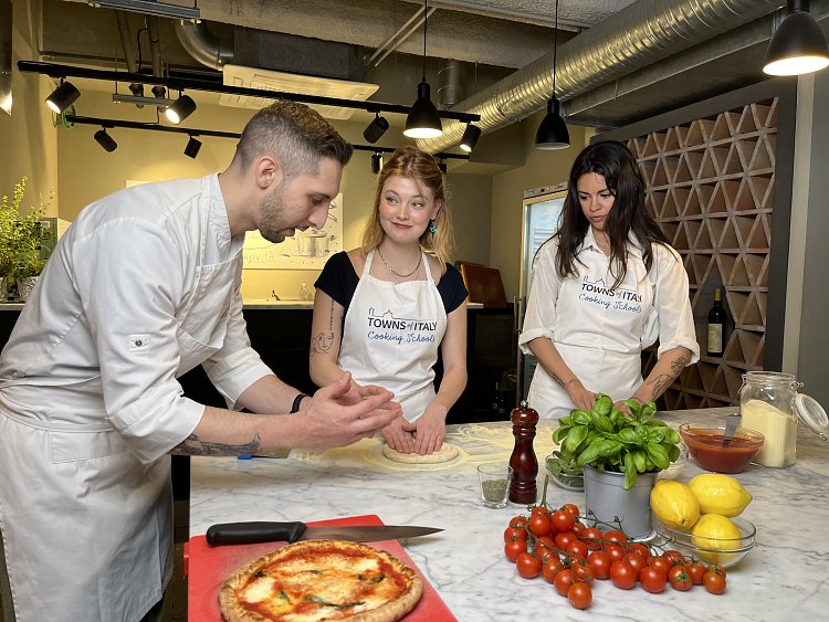 IMG_3033_kp8wde?_a=BACAEuGT