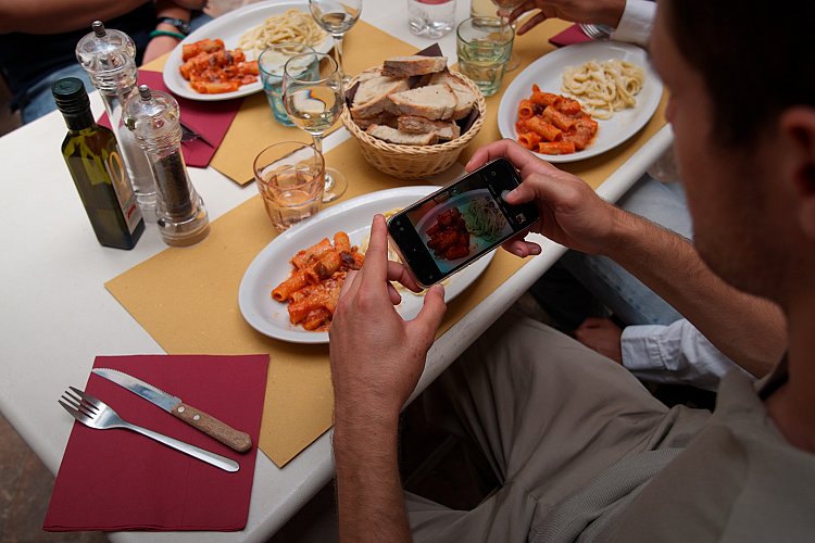 TOI_ROMA_01_1_frb6kz?_a=BACAEuGT