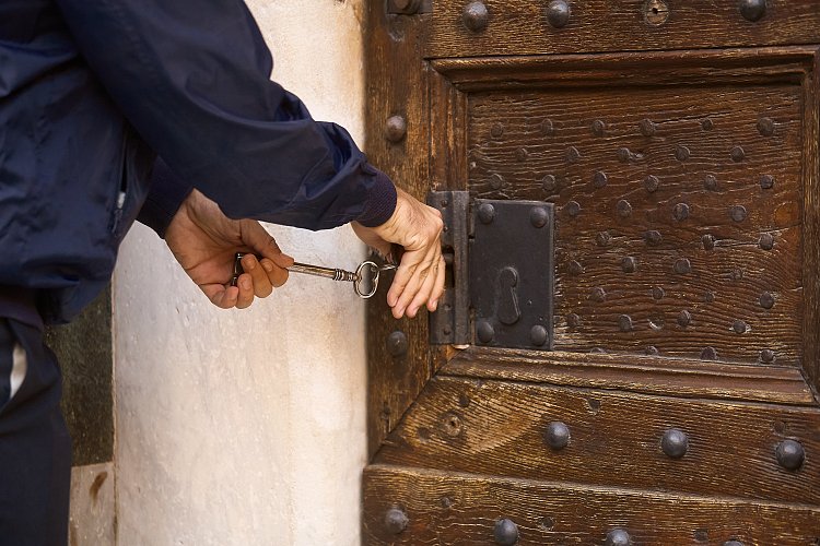 Awakening_the_Dome_129_ucbbac?_a=BACAEuGT