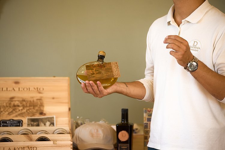 Wine_and_Olive_Oil_Trail_56_gzcbjk?_a=BACAEuGT