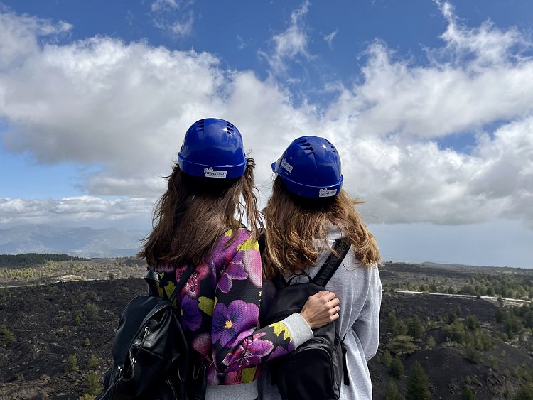 IMG_2026_sbmfuy?_a=BACAEuGT